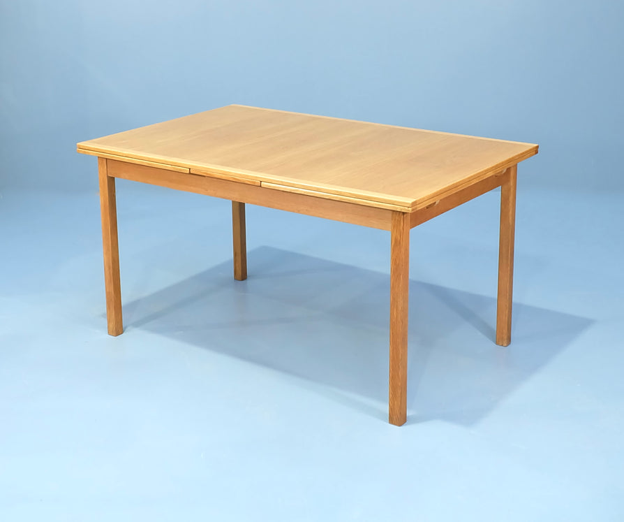 Nills Jonsson Extension Dining Table in Oak