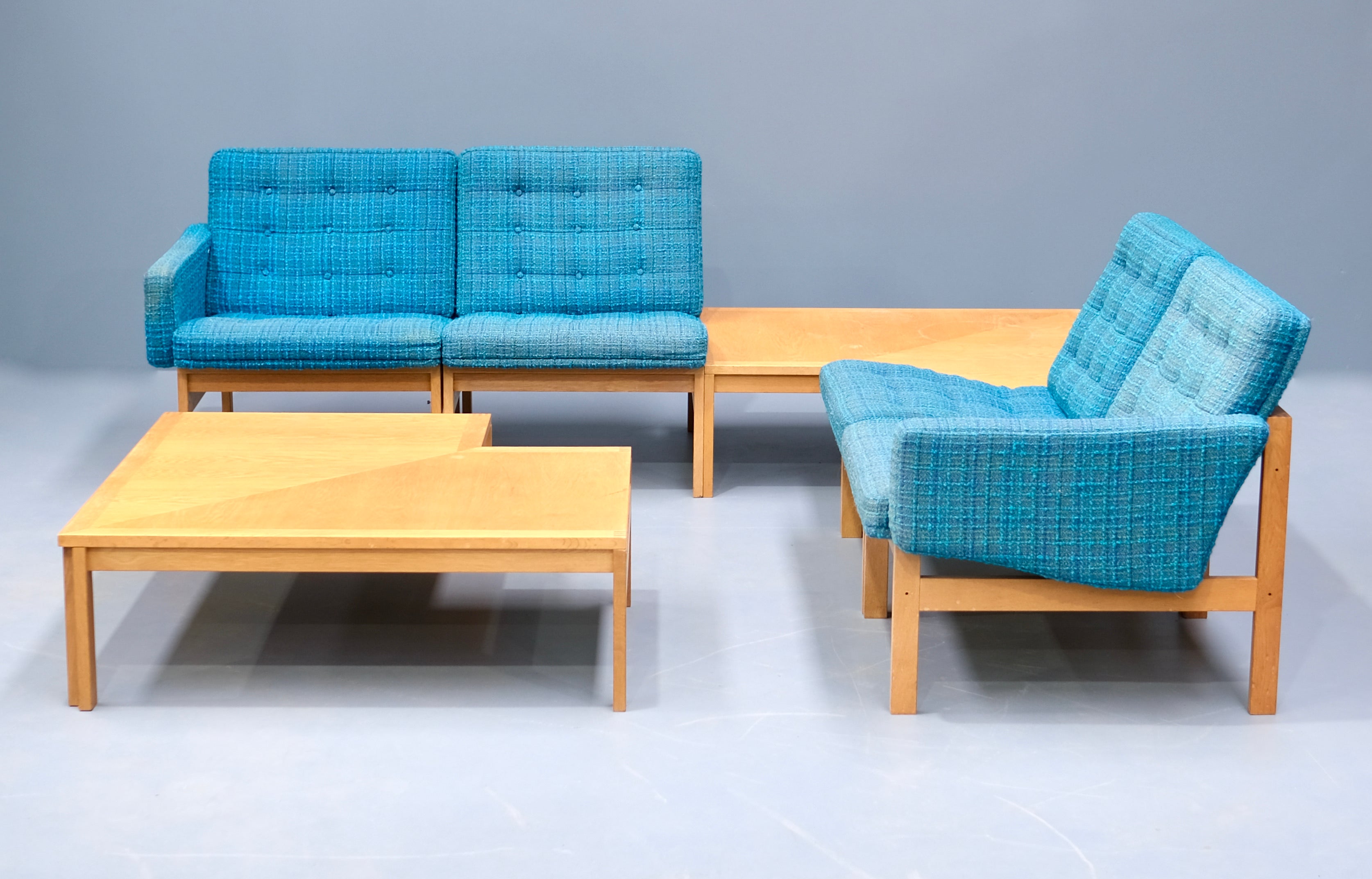 Moduline Sofa by Ole Gjerløv-Knudsen & Torben Lind – Grandfather's Axe