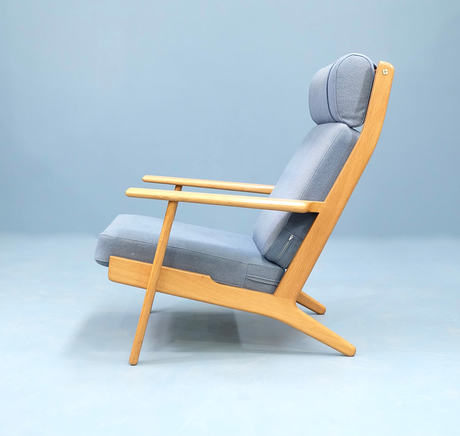 Hans J Wegner High-back 'Plank" Chair in Oak