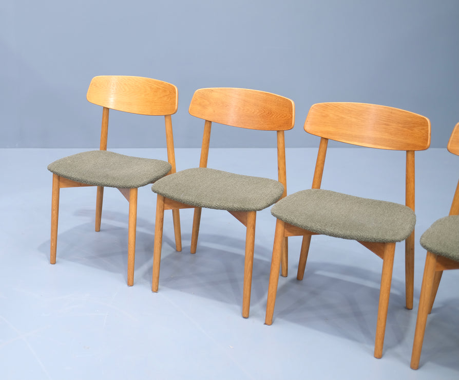 Four Harry Østergaard Dining Chairs in Oak