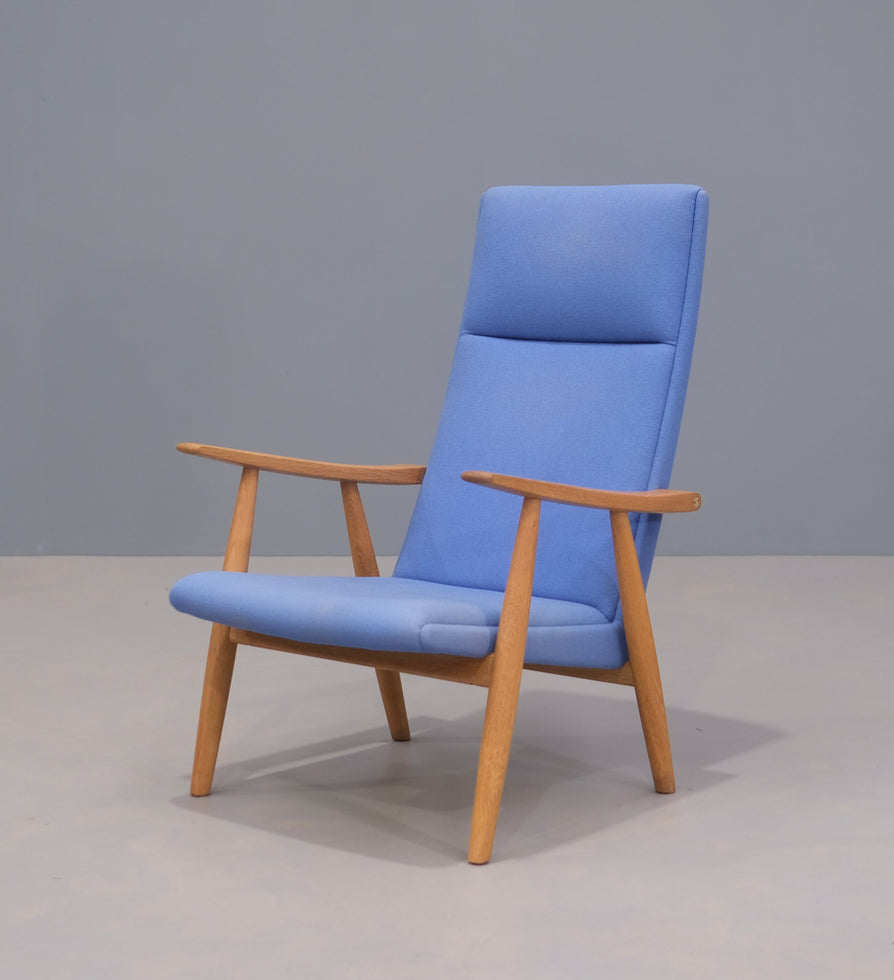 Hans Wegner GE260A Easy Chair