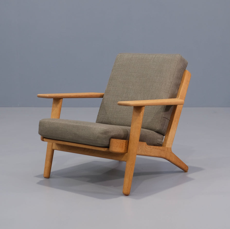Hans Wegner GE290 Plank Chair in New Wool