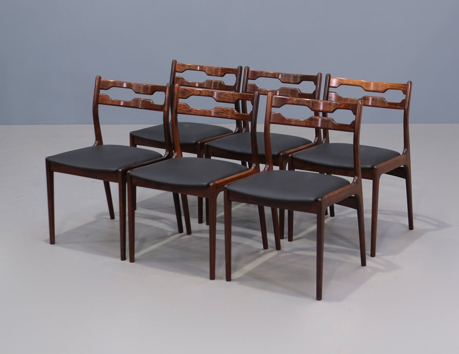 Six Johannes Andersen Razorback Dining Chairs in Rosewood