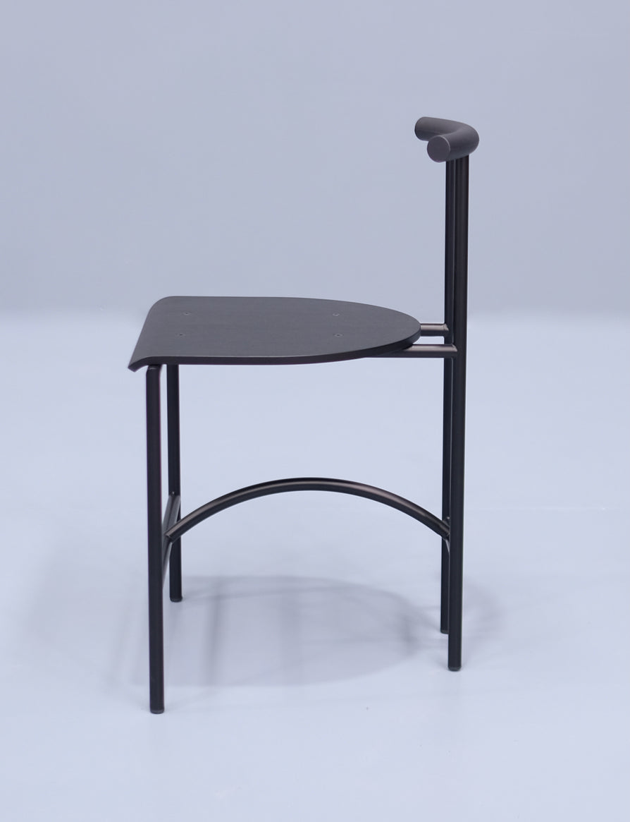 Tokyo Chair by OMK 1965
